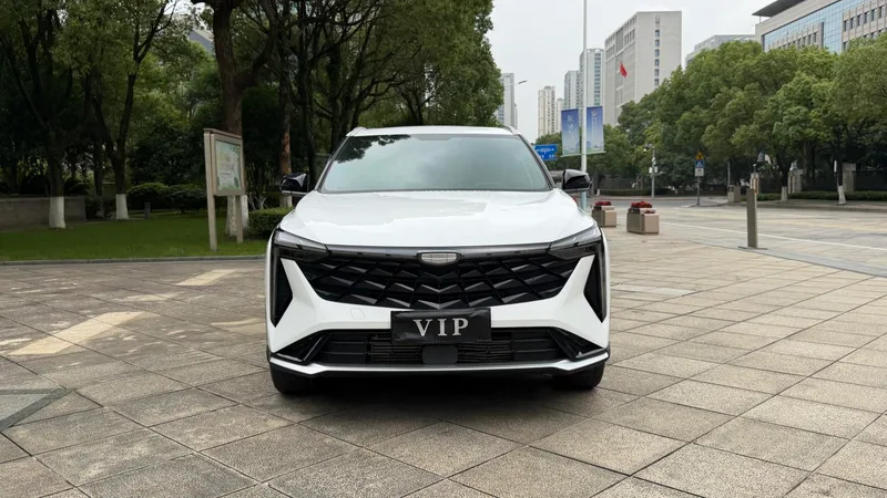 Geely Boyue 2023 Boyue COOL 1.5T Zhilian exterior foto 2 Geely Boyue 2023 Boyue COOL 1.5T Zhilian exterior foto 2