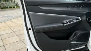 Geely Boyue 2023 Boyue COOL 1.5T Zhilian interior foto 20 Geely Boyue 2023 Boyue COOL 1.5T Zhilian interior foto 20