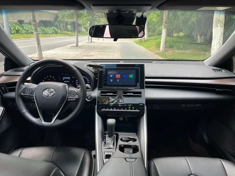 Toyota Avalon 2023 2.0L CVT Version entreprenante intérieur photo 6 Toyota Avalon 2023 2.0L CVT Version entreprenante intérieur photo 6
