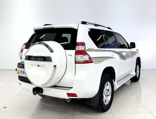 Toyota Prado 2010 4.0L Automático TX-L exterior foto 3 Toyota Prado 2010 4.0L Automático TX-L exterior foto 3