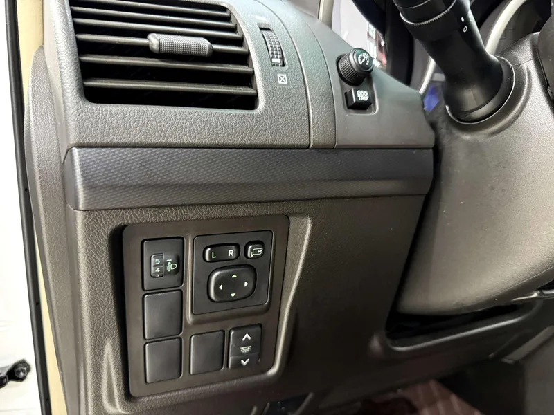 Toyota Prado 2010 4.0L Automático TX-L interior foto 19 Toyota Prado 2010 4.0L Automático TX-L interior foto 19
