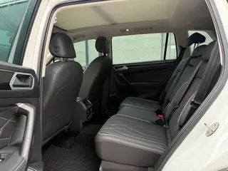 Volkswagen Tiguan L 2023 300TSI Version intelligente à deux roues motrices extérieur photo 5 Volkswagen Tiguan L 2023 300TSI Version intelligente à deux roues motrices extérieur photo 5