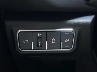 Haval H6 2021 Troisième génération 1.5GDIT Automatique Supreme Version intérieur photo 17 Haval H6 2021 Troisième génération 1.5GDIT Automatique Supreme Version intérieur photo 17