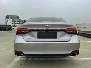 Toyota Avalon 2023 2.0L CVT Edición de lujo interior foto 18 Toyota Avalon 2023 2.0L CVT Edición de lujo interior foto 18