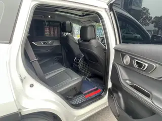 Chery Tiggo 8 Pro 2022 290T Version espace profond à deux roues motrices 5 Siège intérieur photo 11 Chery Tiggo 8 Pro 2022 290T Version espace profond à deux roues motrices 5 Siège intérieur photo 11