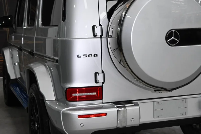 Mercedes-Benz G-Class 2022 4.0T Automatique Quatre roues motrices 5 Siège Importations parallèles intérieur photo 11 Mercedes-Benz G-Class 2022 4.0T Automatique Quatre roues motrices 5 Siège Importations parallèles intérieur photo 11