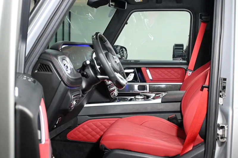 Mercedes-Benz G-Class 2022 4.0T Automatique Quatre roues motrices 5 Siège Importations parallèles intérieur photo 14 Mercedes-Benz G-Class 2022 4.0T Automatique Quatre roues motrices 5 Siège Importations parallèles intérieur photo 14