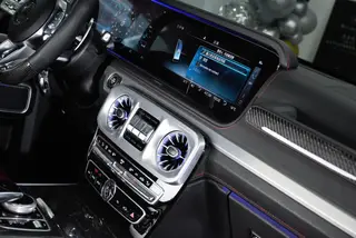 Mercedes-Benz G-Class 2022 4.0T Automatique Quatre roues motrices 5 Siège Importations parallèles intérieur photo 17 Mercedes-Benz G-Class 2022 4.0T Automatique Quatre roues motrices 5 Siège Importations parallèles intérieur photo 17