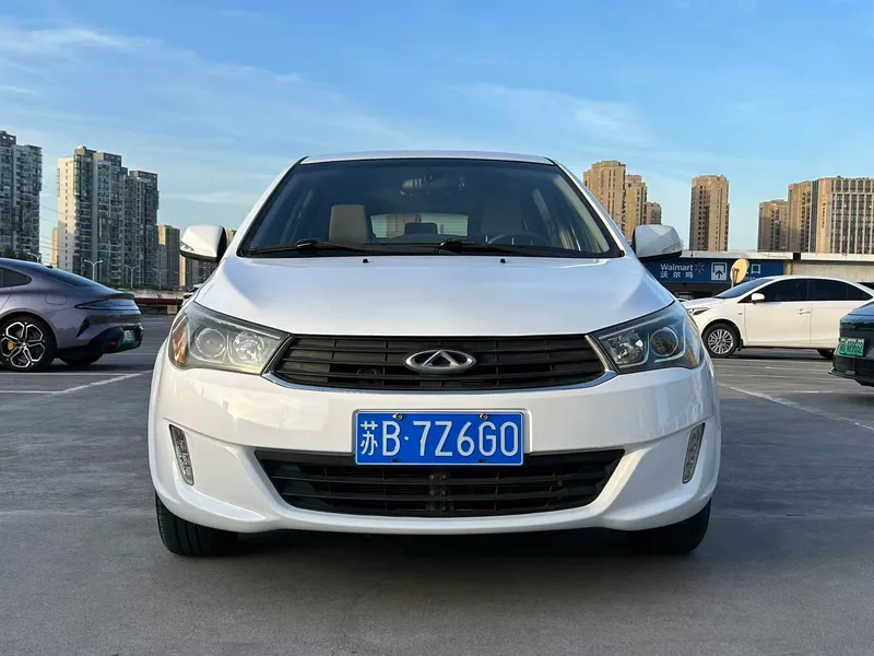Chery Arrizo M7 2015 1.8L Versión manual amplia y adecuada 232 Asiento exterior foto 2 Chery Arrizo M7 2015 1.8L Versión manual amplia y adecuada 232 Asiento exterior foto 2