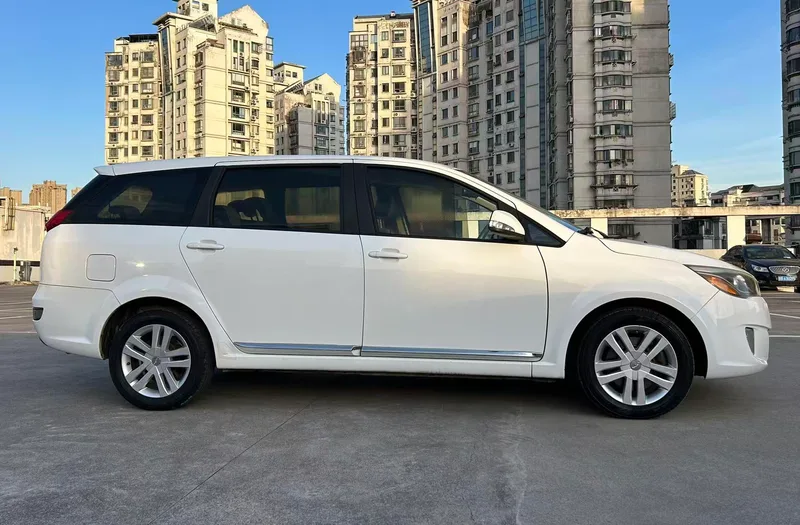 Chery Arrizo M7 2015 1.8L Versión manual amplia y adecuada 232 Asiento interior foto 12 Chery Arrizo M7 2015 1.8L Versión manual amplia y adecuada 232 Asiento interior foto 12