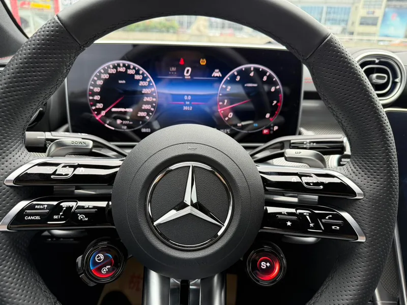 Mercedes-Benz CLE 2025 Restyling AMG CLE 53 4MATIC Coupe interior photo 11 Mercedes-Benz CLE 2025 Restyling AMG CLE 53 4MATIC Coupe interior photo 11