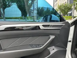 Volkswagen CC 2021 Охотничий автомобиль 330TSI Охотничье издание экстерьер фото 8 Volkswagen CC 2021 Охотничий автомобиль 330TSI Охотничье издание экстерьер фото 8