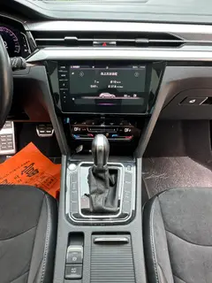 Volkswagen CC 2021 Охотничий автомобиль 330TSI Охотничье издание интерьер фото 14 Volkswagen CC 2021 Охотничий автомобиль 330TSI Охотничье издание интерьер фото 14