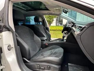 Volkswagen CC 2021 Охотничий автомобиль 330TSI Охотничье издание интерьер фото 17 Volkswagen CC 2021 Охотничий автомобиль 330TSI Охотничье издание интерьер фото 17