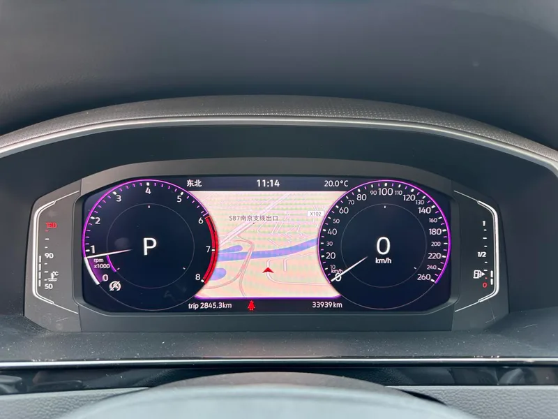 Volkswagen CC 2021 Охотничий автомобиль 330TSI Охотничье издание интерьер фото 20 Volkswagen CC 2021 Охотничий автомобиль 330TSI Охотничье издание интерьер фото 20