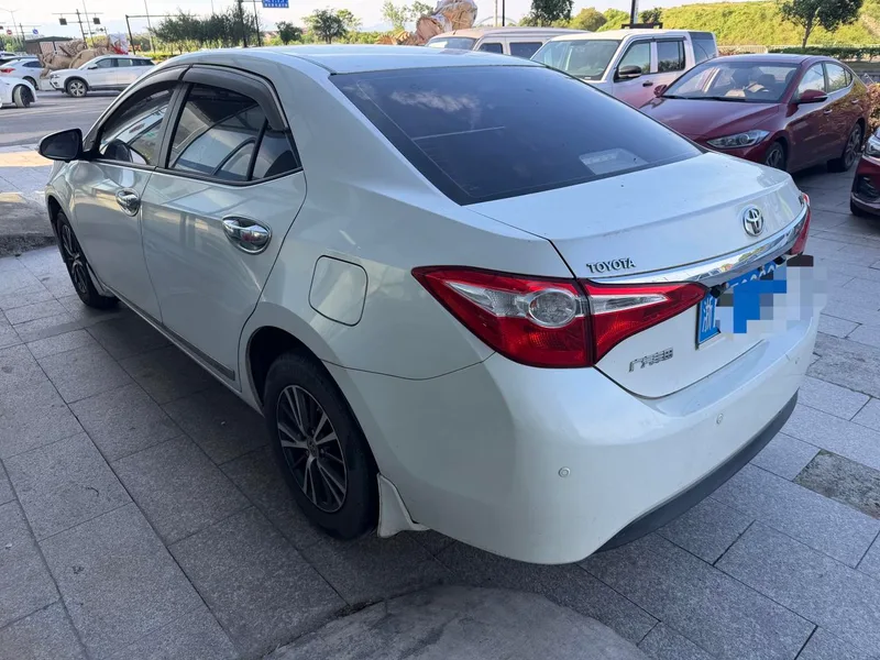 Toyota Levin 2016 1.6G CVT Version d'élite intérieur photo 9 Toyota Levin 2016 1.6G CVT Version d'élite intérieur photo 9