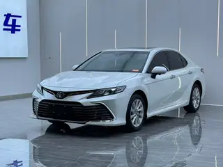Toyota Camry 2022 2.0G Роскошная версия