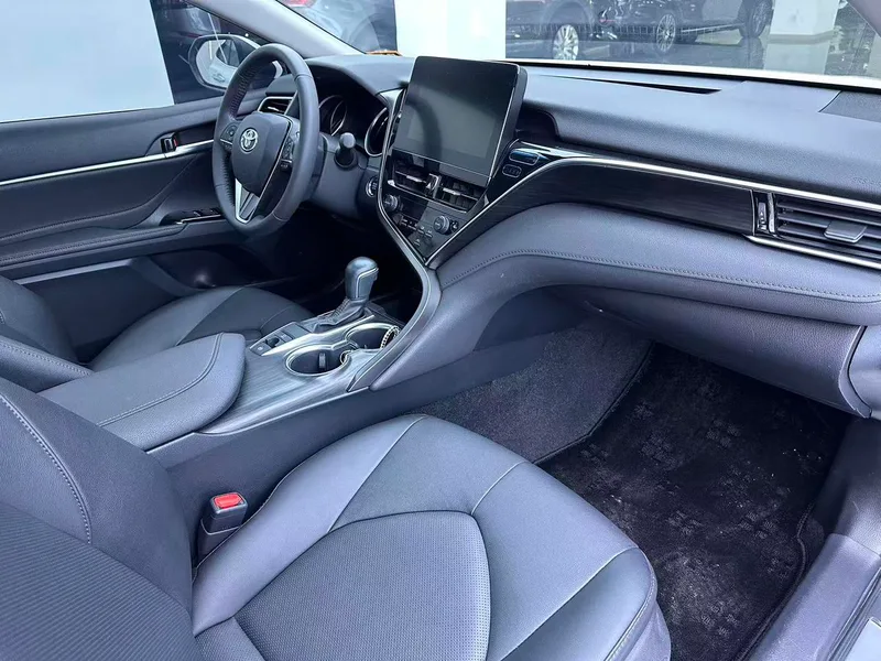 Toyota Camry 2022 2.0G Luxury Edition interior photo 10 Toyota Camry 2022 2.0G Luxury Edition interior photo 10