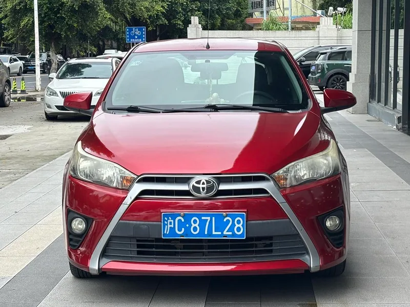 Toyota Yaris L 2014 1.5G Automatic dazzle version exterior photo 2 Toyota Yaris L 2014 1.5G Automatic dazzle version exterior photo 2