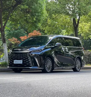 Lexus LM 2023 500h DIRECT4 Six Seat Prestige Edition