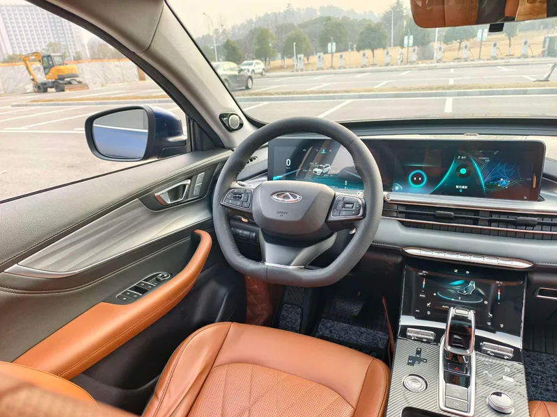 Chery Tiggo 8 PLUS 2021 290TGDI DCT Haoxiang Edition interior photo 15 Chery Tiggo 8 PLUS 2021 290TGDI DCT Haoxiang Edition interior photo 15