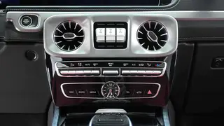 Mercedes-Benz Mercedes-AMG G-Class 2023 4.0T Automatic Four-wheel drive 5 seat parallel import exterior photo 4 Mercedes-Benz Mercedes-AMG G-Class 2023 4.0T Automatic Four-wheel drive 5 seat parallel import exterior photo 4