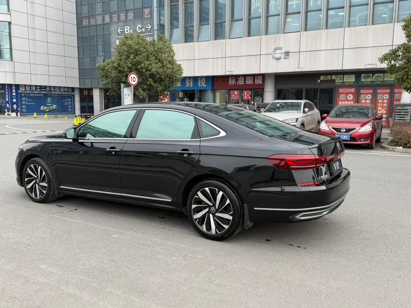 Volkswagen Passat 2024 Expart 380TSI Version Dragon extérieur photo 7 Volkswagen Passat 2024 Expart 380TSI Version Dragon extérieur photo 7