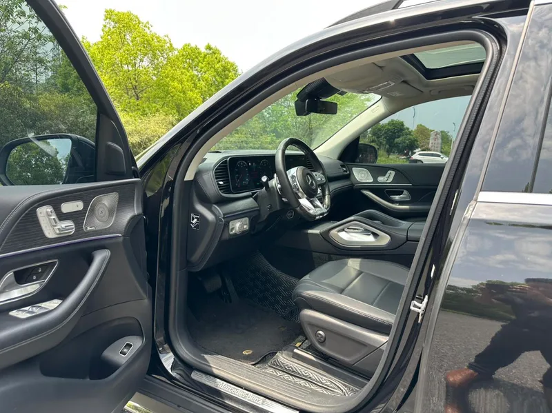 Mercedes-Benz GLE (Imported) 2022 3.0T Automático Tracción a las cuatro ruedas 7 Asiento Importación paralela exterior foto 5 Mercedes-Benz GLE (Imported) 2022 3.0T Automático Tracción a las cuatro ruedas 7 Asiento Importación paralela exterior foto 5