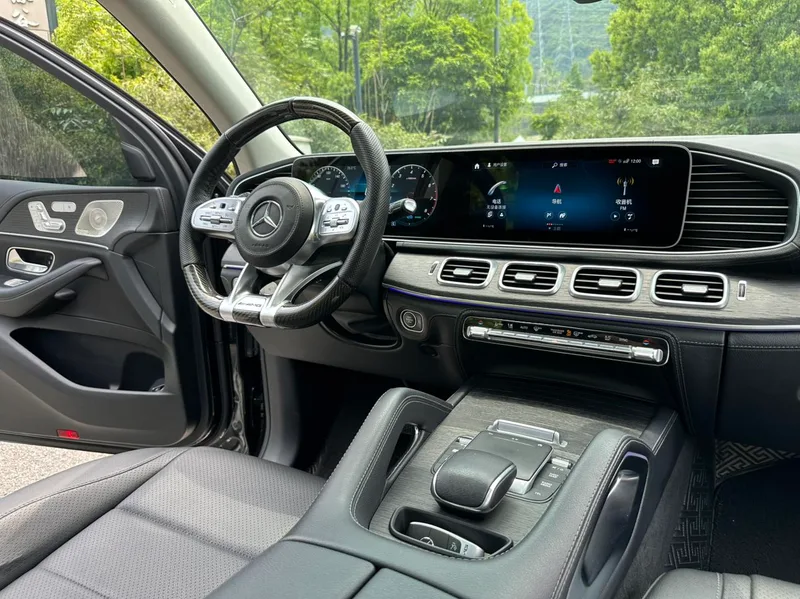 Mercedes-Benz GLE (Imported) 2022 3.0T Automático Tracción a las cuatro ruedas 7 Asiento Importación paralela interior foto 16 Mercedes-Benz GLE (Imported) 2022 3.0T Automático Tracción a las cuatro ruedas 7 Asiento Importación paralela interior foto 16