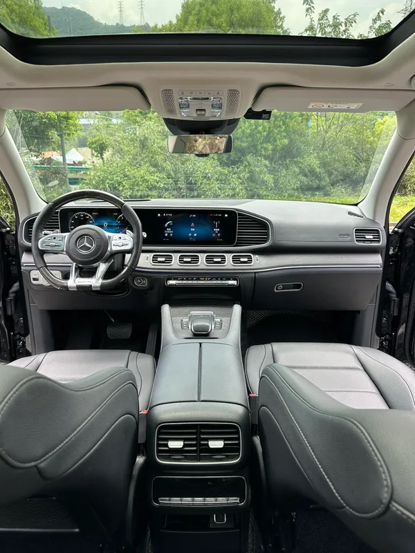 Mercedes-Benz GLE (Imported) 2022 3.0T Automático Tracción a las cuatro ruedas 7 Asiento Importación paralela interior foto 17 Mercedes-Benz GLE (Imported) 2022 3.0T Automático Tracción a las cuatro ruedas 7 Asiento Importación paralela interior foto 17