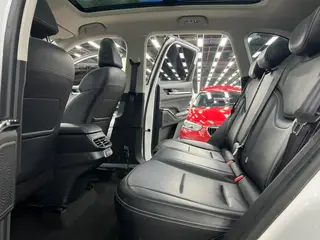 Haval H6 2021 Third generation 1.5GDIT Automatic Plus version interior photo 9 Haval H6 2021 Third generation 1.5GDIT Automatic Plus version interior photo 9