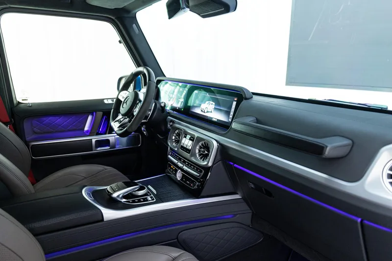 Mercedes-Benz Mercedes-AMG G-Class 2023 4.0T Automático Tracción a las cuatro ruedas 5 Asiento Importación paralela interior foto 13 Mercedes-Benz Mercedes-AMG G-Class 2023 4.0T Automático Tracción a las cuatro ruedas 5 Asiento Importación paralela interior foto 13