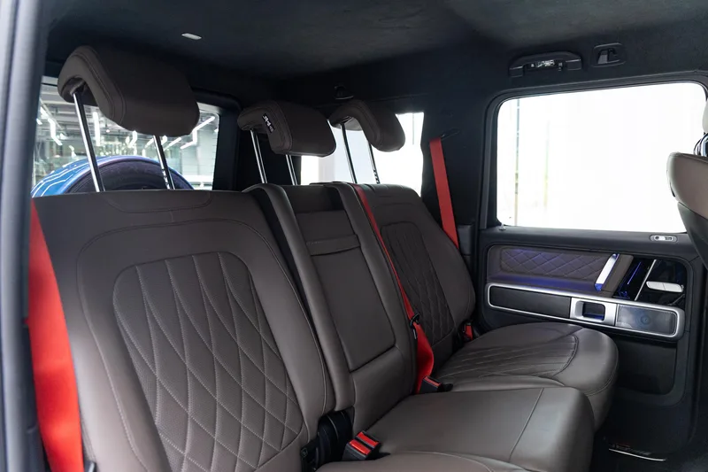 Mercedes-Benz Mercedes-AMG G-Class 2023 4.0T Automático Tracción a las cuatro ruedas 5 Asiento Importación paralela interior foto 16 Mercedes-Benz Mercedes-AMG G-Class 2023 4.0T Automático Tracción a las cuatro ruedas 5 Asiento Importación paralela interior foto 16