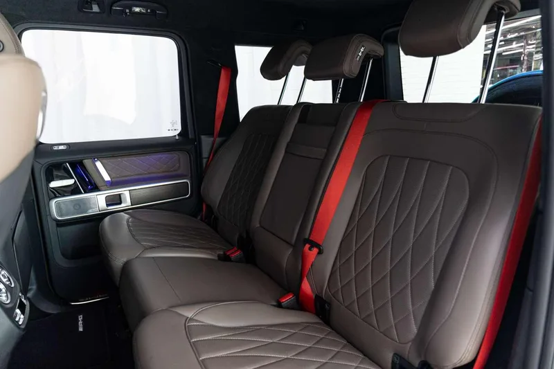 Mercedes-Benz Mercedes-AMG G-Class 2023 4.0T Automático Tracción a las cuatro ruedas 5 Asiento Importación paralela interior foto 17 Mercedes-Benz Mercedes-AMG G-Class 2023 4.0T Automático Tracción a las cuatro ruedas 5 Asiento Importación paralela interior foto 17