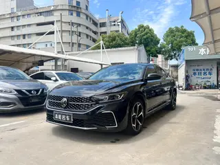 Volkswagen Passat 2024 Excepcional 380TSI Edición Starry Sky Dragon