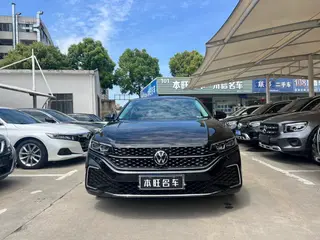 Volkswagen Passat 2024 Excepcional 380TSI Edición Starry Sky Dragon exterior foto 2 Volkswagen Passat 2024 Excepcional 380TSI Edición Starry Sky Dragon exterior foto 2