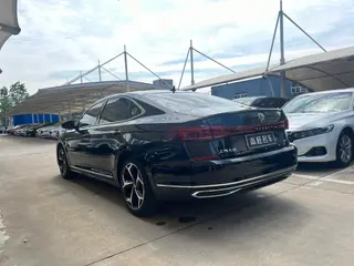 Volkswagen Passat 2024 Excepcional 380TSI Edición Starry Sky Dragon interior foto 16 Volkswagen Passat 2024 Excepcional 380TSI Edición Starry Sky Dragon interior foto 16