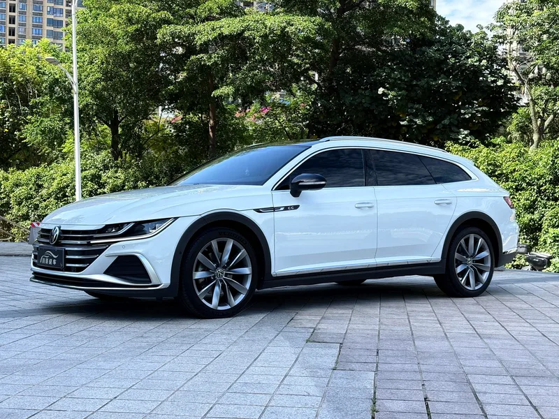 Volkswagen CC 2021 Voiture de chasse 380TSI Version Heart Hunting extérieur photo 1 Volkswagen CC 2021 Voiture de chasse 380TSI Version Heart Hunting extérieur photo 1