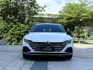 Volkswagen CC 2021 Voiture de chasse 380TSI Version Heart Hunting extérieur photo 2 Volkswagen CC 2021 Voiture de chasse 380TSI Version Heart Hunting extérieur photo 2