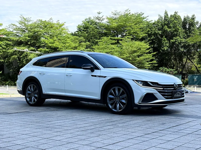 Volkswagen CC 2021 Voiture de chasse 380TSI Version Heart Hunting extérieur photo 3 Volkswagen CC 2021 Voiture de chasse 380TSI Version Heart Hunting extérieur photo 3