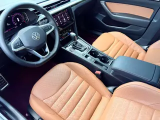 Volkswagen CC 2021 Voiture de chasse 380TSI Version Heart Hunting extérieur photo 4 Volkswagen CC 2021 Voiture de chasse 380TSI Version Heart Hunting extérieur photo 4