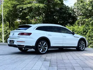 Volkswagen CC 2021 Voiture de chasse 380TSI Version Heart Hunting intérieur photo 8 Volkswagen CC 2021 Voiture de chasse 380TSI Version Heart Hunting intérieur photo 8