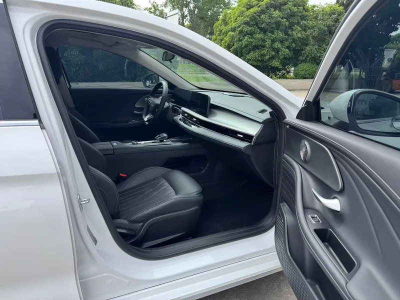 Chery Arrizo 8 2022 1.6TGDI DCT Shang exterior photo 5 Chery Arrizo 8 2022 1.6TGDI DCT Shang exterior photo 5