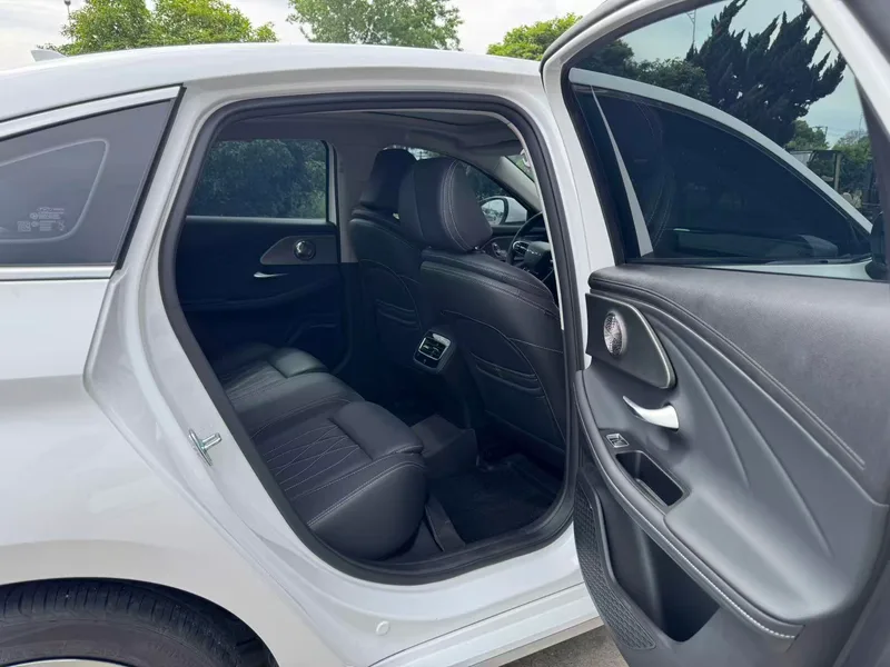 Chery Arrizo 8 2022 1.6TGDI DCT Shang exterior photo 7 Chery Arrizo 8 2022 1.6TGDI DCT Shang exterior photo 7