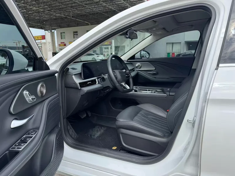 Chery Arrizo 8 2022 1.6TGDI DCT Shang exterior photo 8 Chery Arrizo 8 2022 1.6TGDI DCT Shang exterior photo 8