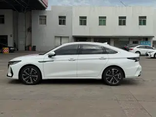 Chery Arrizo 8 2022 1.6TGDI DCT Shang interior photo 14 Chery Arrizo 8 2022 1.6TGDI DCT Shang interior photo 14