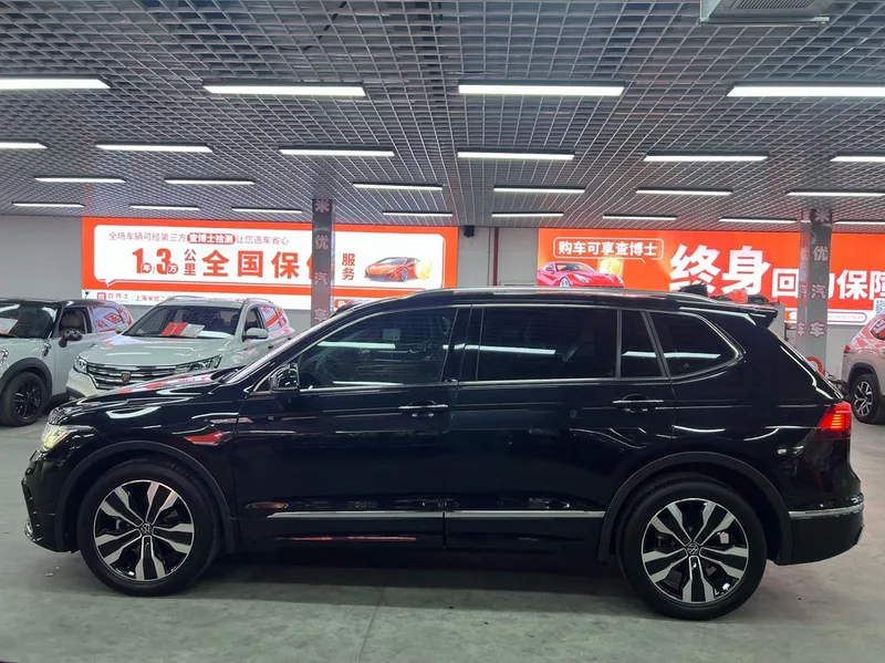 Volkswagen Tiguan L 2023 330TSI Deux roues motrices R-Line Version flagship extérieur photo 3 Volkswagen Tiguan L 2023 330TSI Deux roues motrices R-Line Version flagship extérieur photo 3