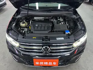 Volkswagen Tiguan L 2023 330TSI Deux roues motrices R-Line Version flagship intérieur photo 17 Volkswagen Tiguan L 2023 330TSI Deux roues motrices R-Line Version flagship intérieur photo 17