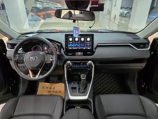 Toyota Wildlander 2022 2.0L Tracción a dos ruedas de lujo PLUS Edición interior foto 7 Toyota Wildlander 2022 2.0L Tracción a dos ruedas de lujo PLUS Edición interior foto 7