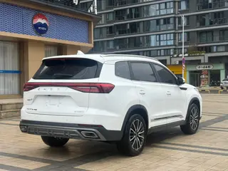 Chery Tiggo 8 Pro 2024 Champion Edition 290T Two-wheel Drive Peak Edition 7 seat interior photo 8 Chery Tiggo 8 Pro 2024 Champion Edition 290T Two-wheel Drive Peak Edition 7 seat interior photo 8